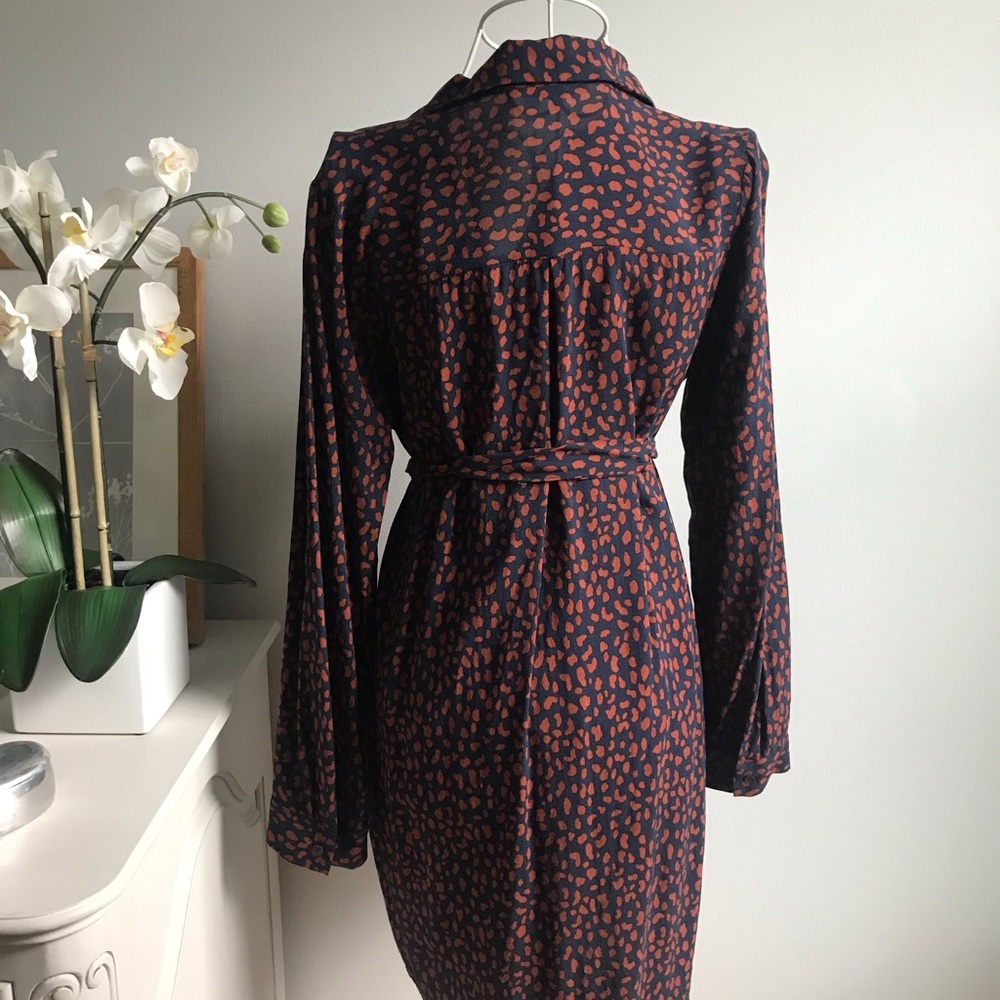 H&M button down dress - Picture 3 of 8